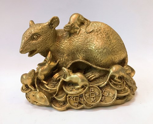 Chuột Ngồi Đế Vàng