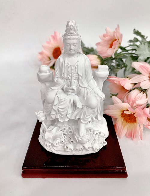 Quan âm đạp sen trắng TR11