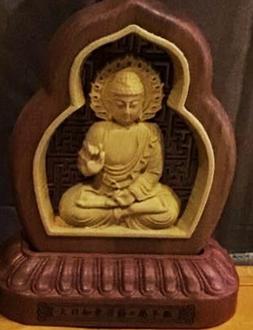 Tôn tượng Phật bằng gỗ (để xe)