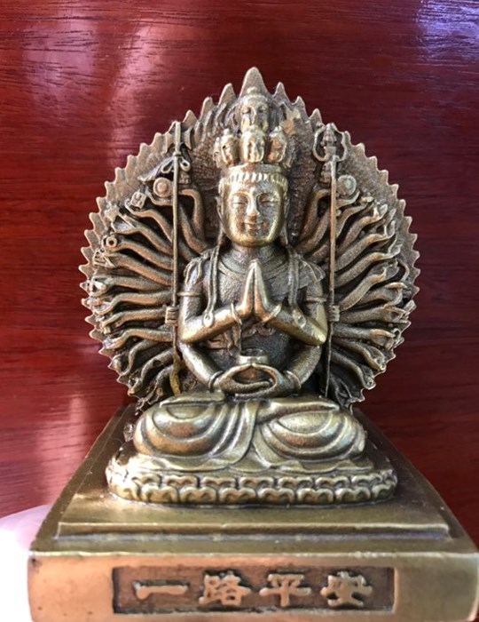 Tượng Chuẩn Đề Hai Mặt